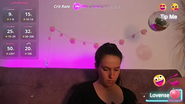 Snapshot of katalella_brown1 chatting on October 18, 11:57 am katalella brown1 online show from October 18, 11:57 am