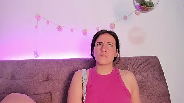 Snapshot of katalella_brown1 chatting on September 27, 11:45 pm katalella brown1 online show from September 27, 11:45 pm