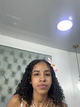 aaliyah beller online show from September 24, 7:46 pm