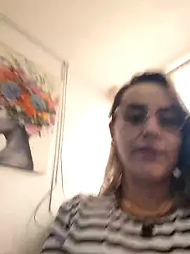 CurvyLust x online show from November 4, 4:56 pm