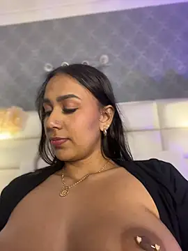 MiilaBlake online show from July 18, 8:11 pm