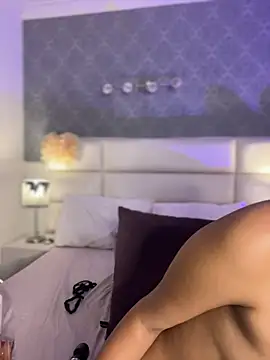 MiilaBlake online show from July 12, 8:42 pm