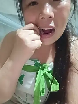quynhkoolbae online show from July 16, 12:54 pm