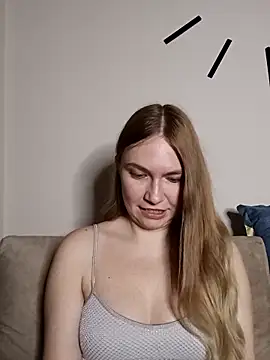 KisaVixen online show from April 28, 8:13 pm