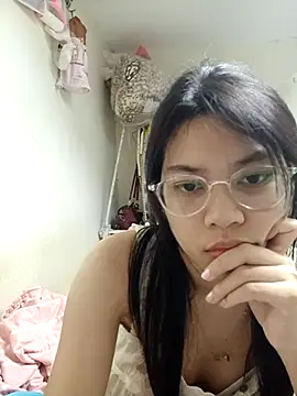 Snapshot of Katanh chatting on October 25, 1:19 pm Katanh online show from October 25, 1:19 pm