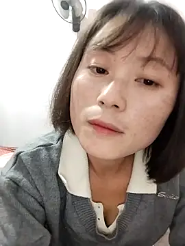 linda bae00 online show from November 2, 9:23 am