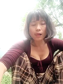 linda bae00 online show from March 18, 7:24 am