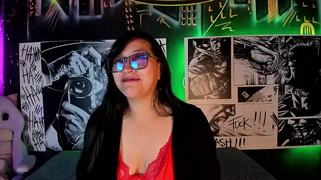 Snapshot of Skye_bluee_ chatting on October 19, 3:30 am Skye bluee online show from October 19, 3:30 am