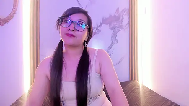 Snapshot of Skye_bluee_ chatting on September 16, 3:03 am Skye bluee online show from September 16, 3:03 am