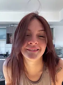 Danielaeliana online show from June 30, 6:07 pm