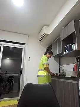 Danielaeliana online show from November 28, 12:57 am