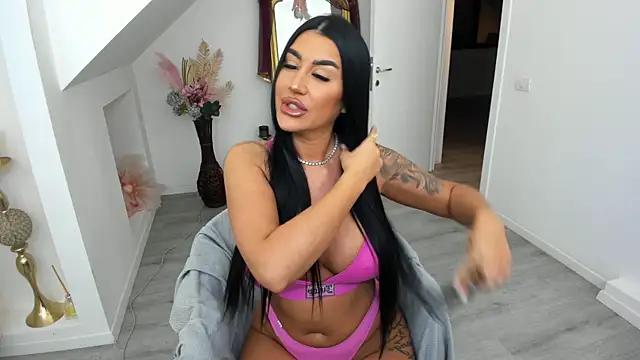 Ranya Evy online show from February 28, 4:17 pm