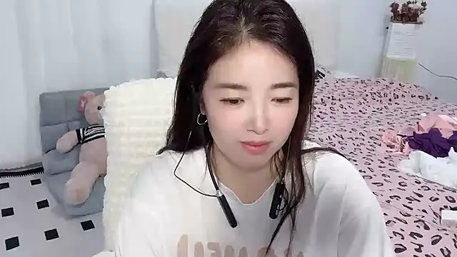 Xiali-166 online show from October 26, 3:57 am