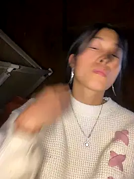 EmLy02 online show from November 24, 12:18 pm