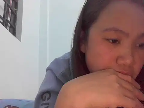 fanchunn online show from February 5, 1:36 pm