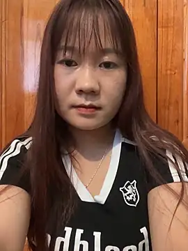 qinejr37 online show from October 1, 5:56 am