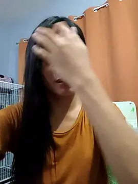 missruffa online show from June 25, 1:13 pm