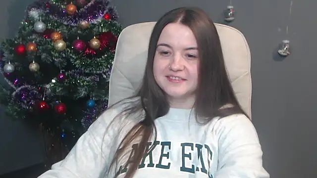 MavkaCute online show from December 17, 7:07 pm