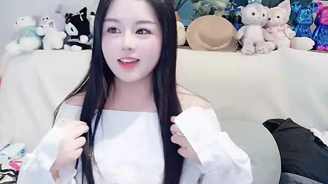 SweetTease2025 online show from March 9, 3:15 pm