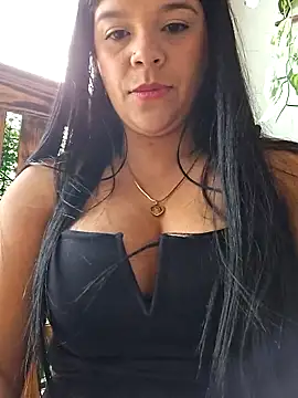 Snapshot of Eiimy_pretty chatting on September 30, 8:57 pm Eiimy pretty online show from September 30, 8:57 pm