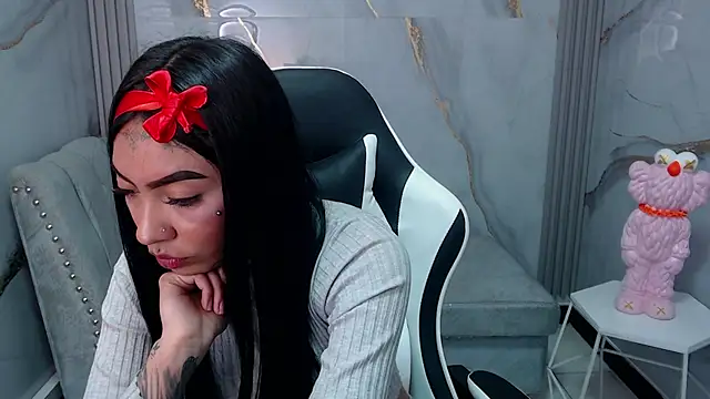 Ashley Blum v online show from September 11, 8:09 pm