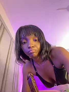Keirahartz online show from June 9, 12:04 pm