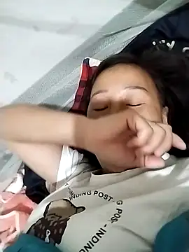 cute love00 online show from March 7, 11:12 pm