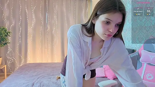 magic shy  online show from March 15, 3:08 am