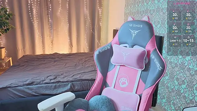 magic shy  online show from March 18, 1:54 am