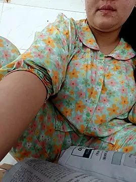  Babyrose  online show from May 5, 4:15 am