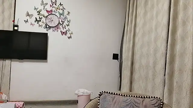 Shi luo2025 online show from March 6, 4:24 pm