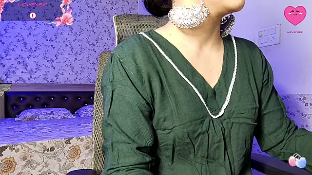 snow white123 online show from July 6, 9:39 pm