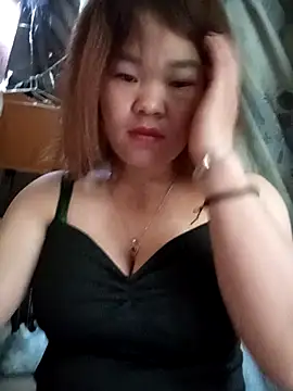 sukabae00 online show from April 29, 11:32 pm