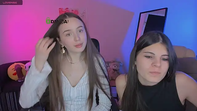 lizzie boom online show from October 7, 1:04 pm