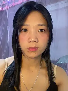 Snapshot of thaoyeuuu chatting on September 28, 2:33 pm thaoyeuuu online show from September 28, 2:33 pm