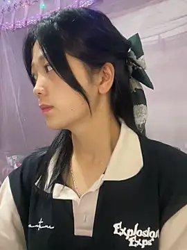 Snapshot of thaoyeuuu chatting on September 23, 7:17 am thaoyeuuu online show from September 23, 7:17 am