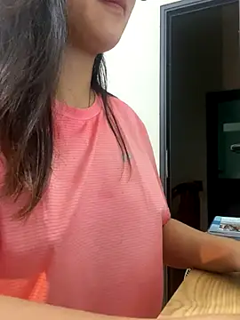 Snapshot of bunny_b4nny chatting on October 12, 5:37 pm bunny b4nny online show from October 12, 5:37 pm
