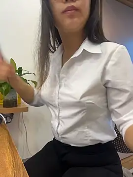 bunny b4nny online show from November 21, 6:04 am