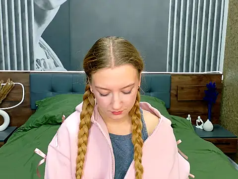 DarcyWilsy online show from November 6, 5:19 pm