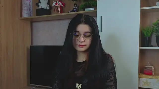 RivkaCicatello online show from September 17, 5:22 pm