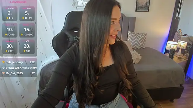 amaia monet online show from November 7, 9:20 pm