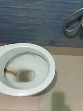 hoty-jawani online show from December 22, 9:40 pm