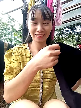 Snapshot of Mina-1234 chatting on October 9, 6:50 am Mina-1234 online show from October 9, 6:50 am