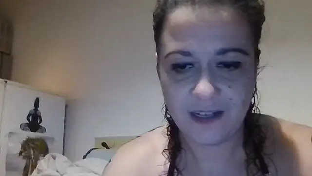 Snapshot of whatYwantMorrre chatting on October 10, 7:30 pm whatYwantMorrre online show from October 10, 7:30 pm