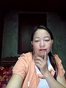 Snapshot of _Helala_ chatting on September 8, 4:17 pm Helala online show from September 8, 4:17 pm