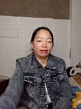 Snapshot of _Helala_ chatting on September 26, 5:32 pm Helala online show from September 26, 5:32 pm