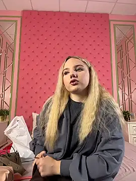 Sky Cutie online show from November 8, 4:50 am