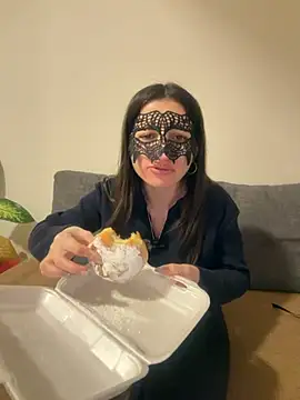 0gece0 online show from March 17, 9:41 pm