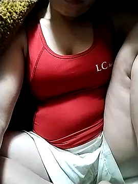 venu00 online show from March 17, 11:53 pm