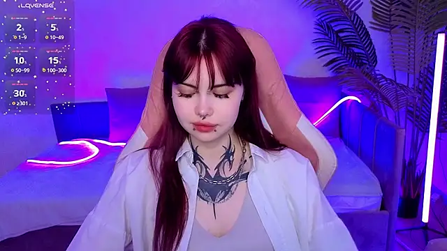 Morana Batt online show from November 18, 2:23 am